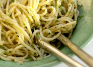 spaghetti with lemon and olive oil