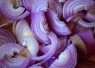 How to get rid of onion sulfates from raw onion.