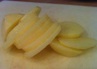 How to keep potatoes white.