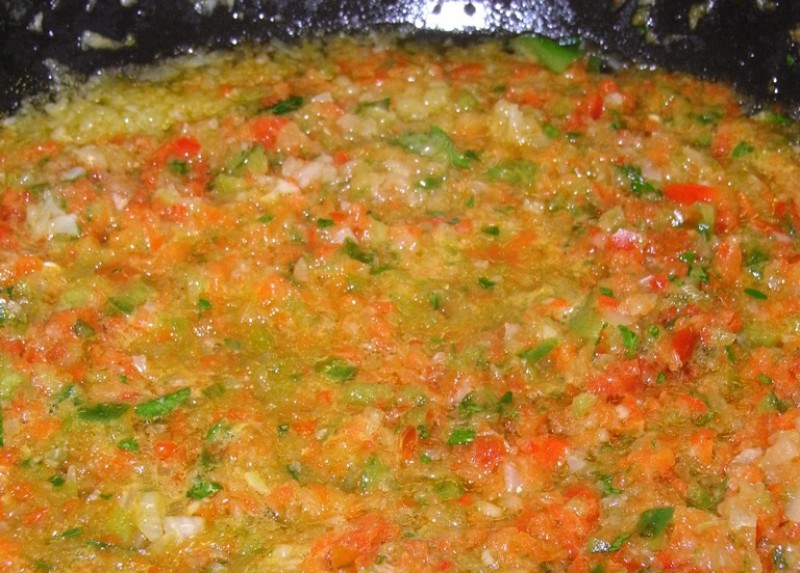 Sauce · sofrito · prepared from recipe 237 calories Happy Forks