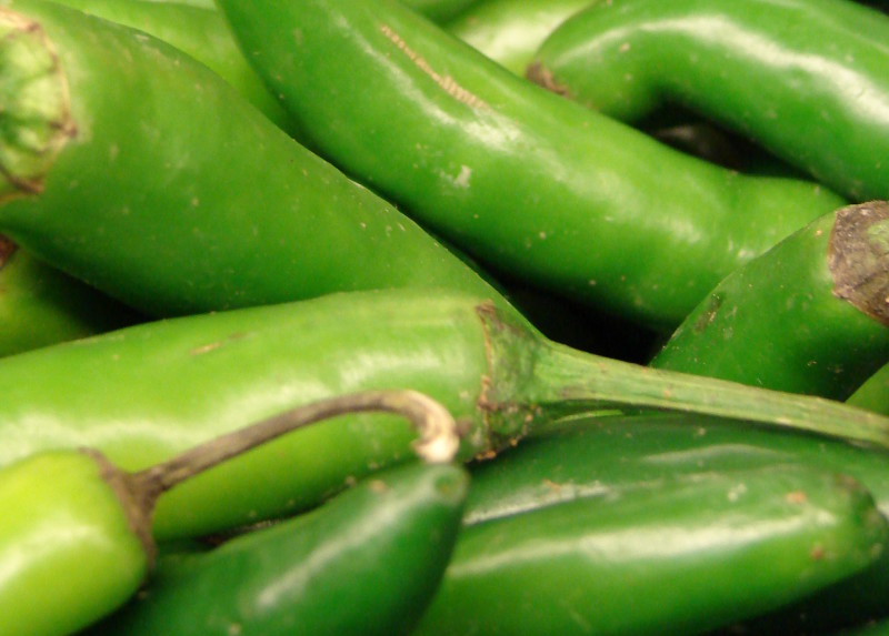 How Many Serrano Peppers In A Pound