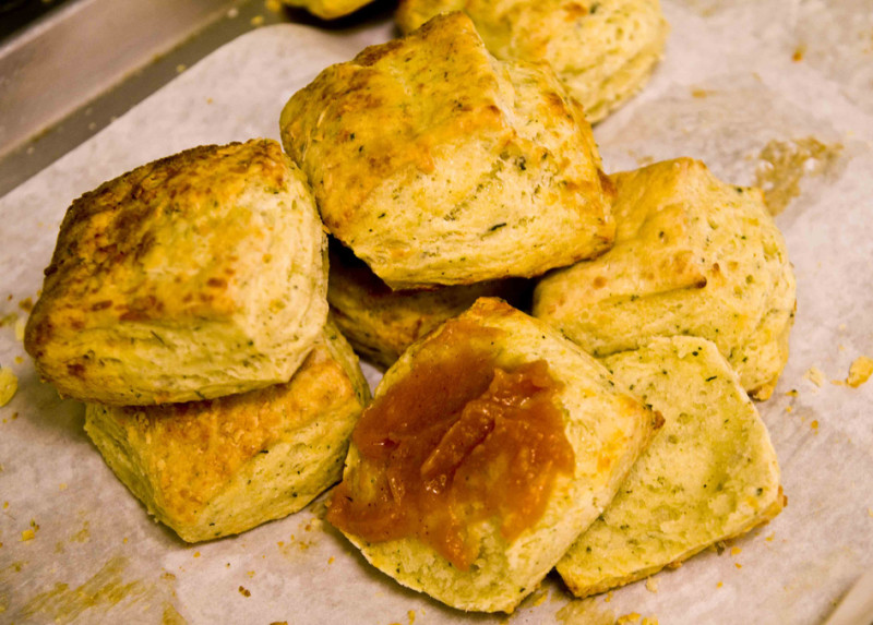 Sweet potato (and marshmallow) biscuits recipe | 227 calories | Happy Forks