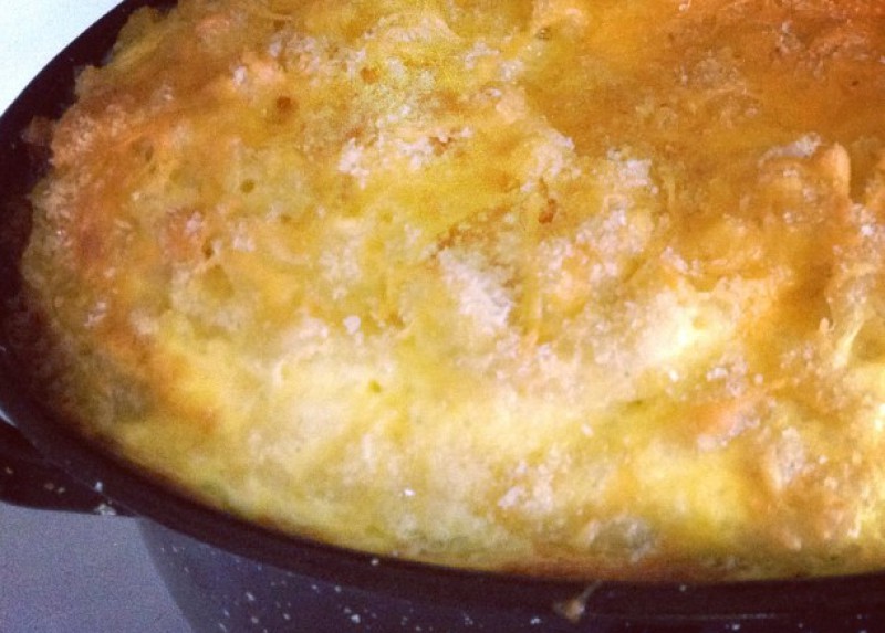 Green chile mac and cheese recipe | 224 calories | Happy Forks