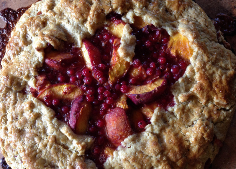 Peach galette recipe 232 calories Happy Forks