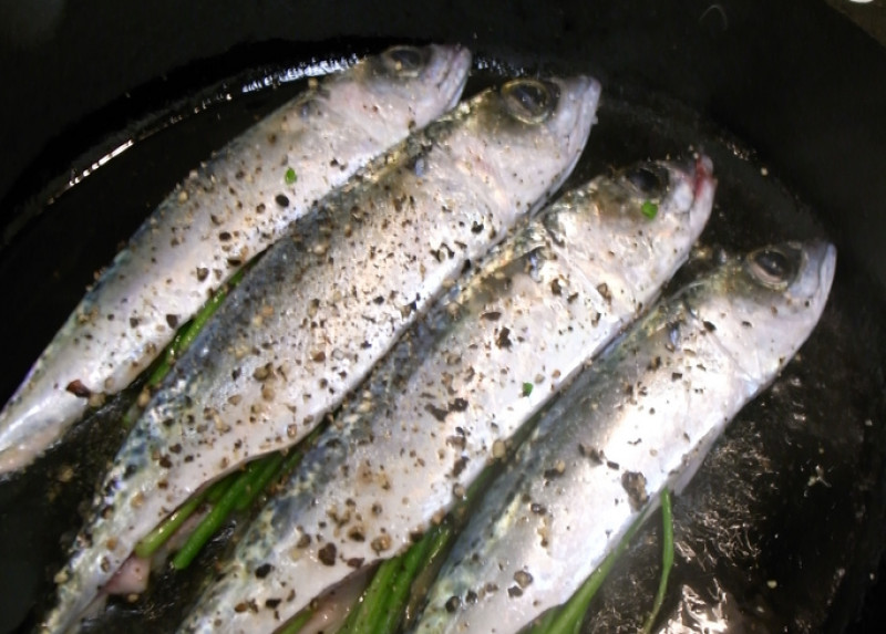 Roasted mustard mackerel with fennel recipe 94 calories Happy Forks