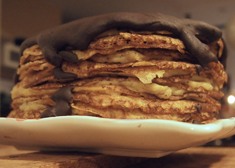 Banana bread crepe cake with butterscotch recipe | 232 calories | Happy Forks