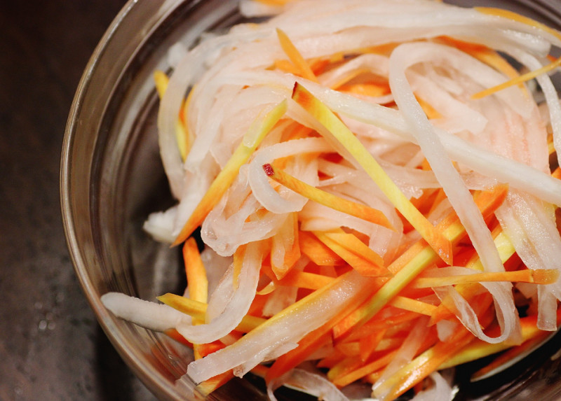 Pickles with ginger &amp; anise recipe | 78 calories | Happy Forks