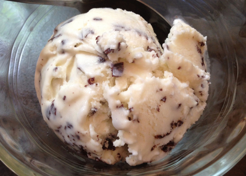 Creamy lemonade ice cream with dark chocolate freckles recipe | 213 ...