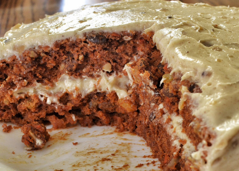 Moist carrot cake with cream cheese frosting recipe 342