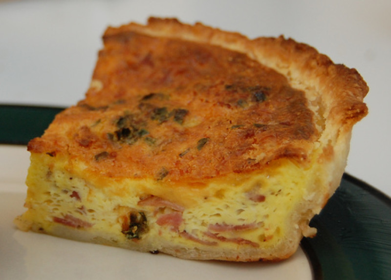 Breakfast slab pie recipe | 234 calories | Happy Forks