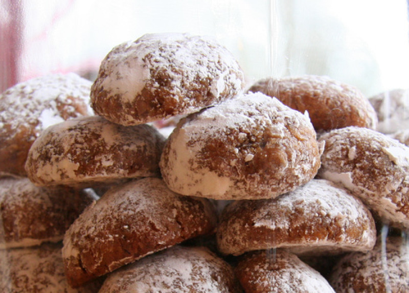 Cashew butter balls recipe 494 calories Happy Forks