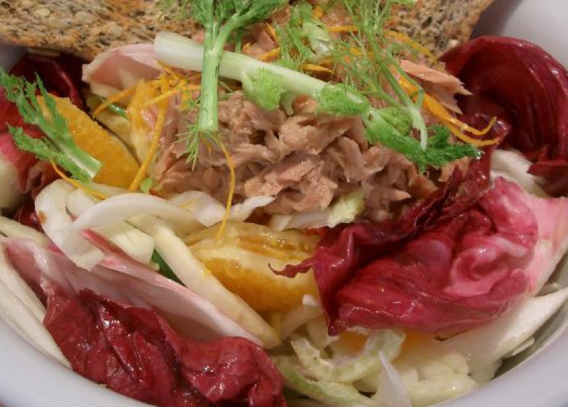 Fennel and blood orange salad recipe | 99 calories | Happy Forks