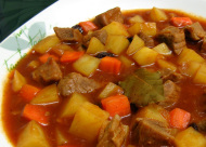 turkey stew with peppers and mushrooms