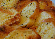 garlicky party bread with cheese and herbs